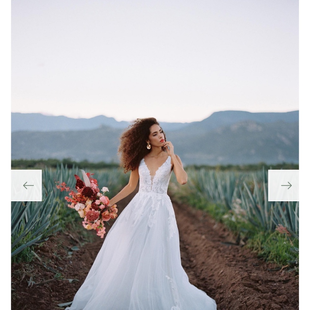 Wedding dress